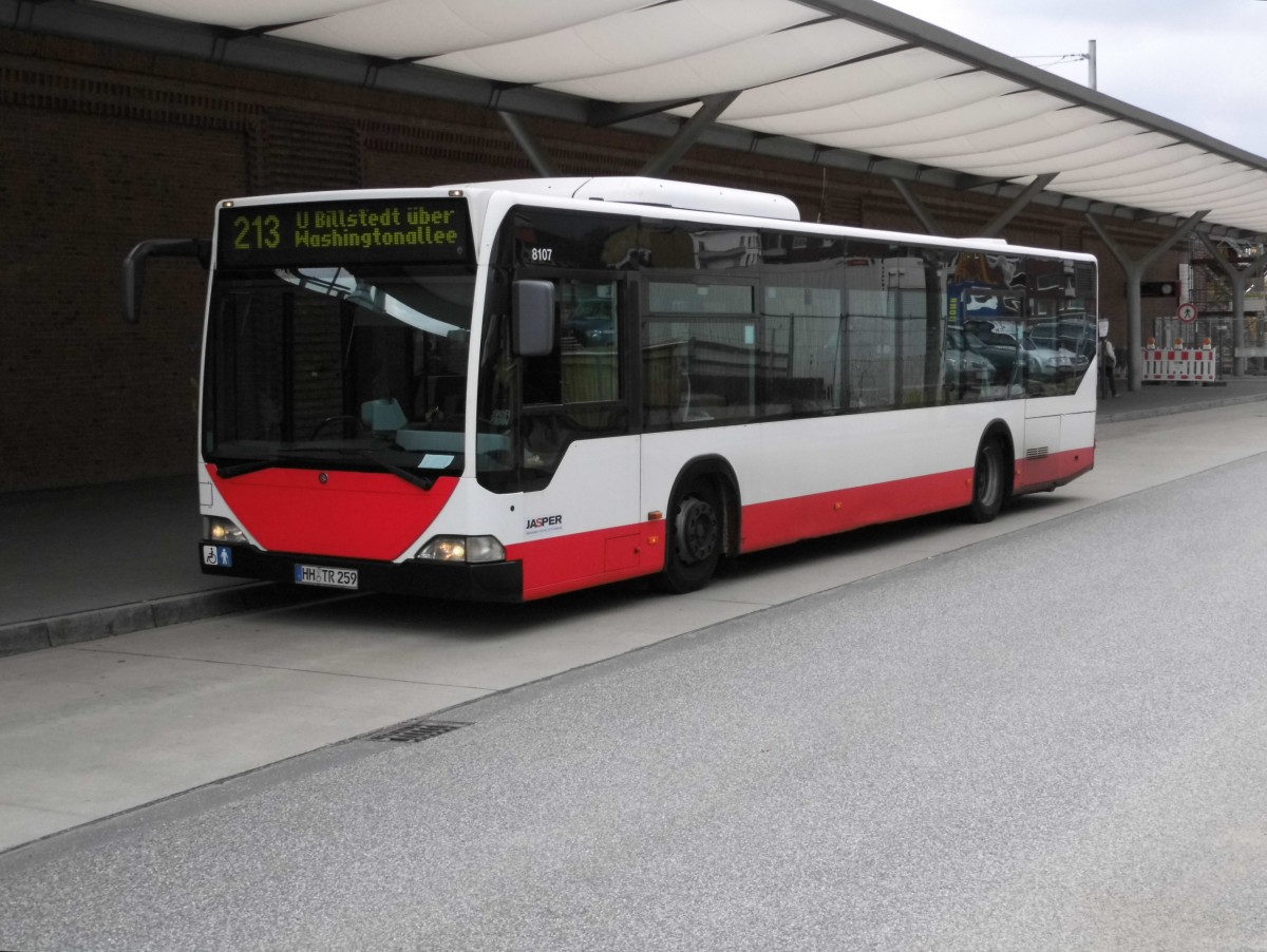 Jasper Wg. 8107 MB O 530 auf Linie 213, U/S Barmbek am 13.07.15