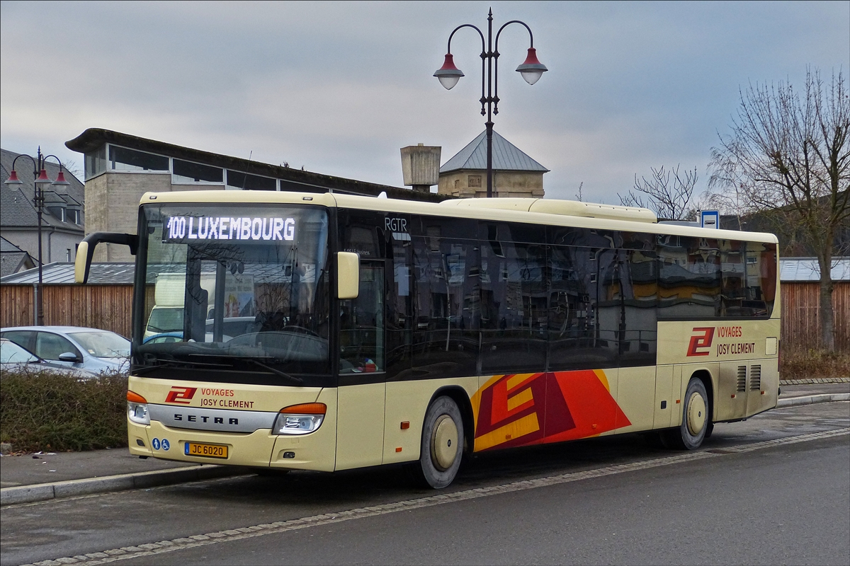 JC 6020, Setra 416Le, von Josy Clement, am Bahnof in Diekirch aufgenommen.  01.19