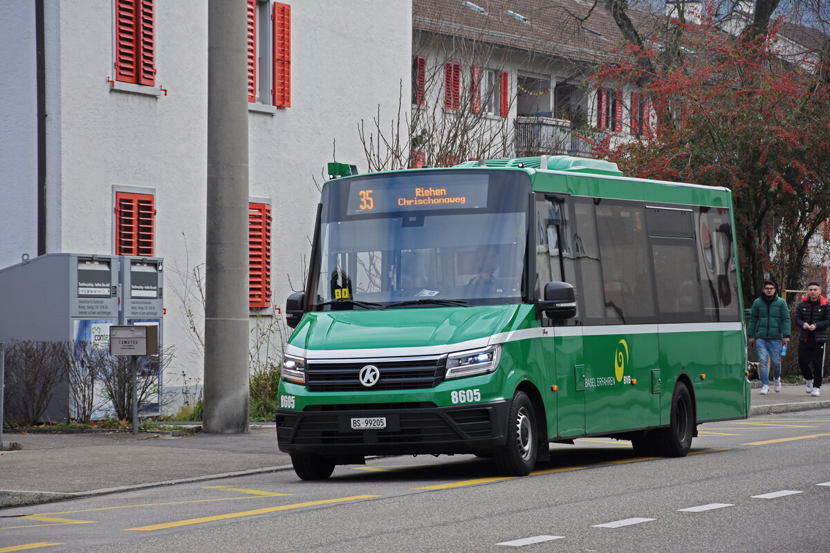 K-Bus 8605, auf der Linie 35, fährt zur Endstation an der Habermatten. Die Aufnahme stammt vom 17.01.2022.