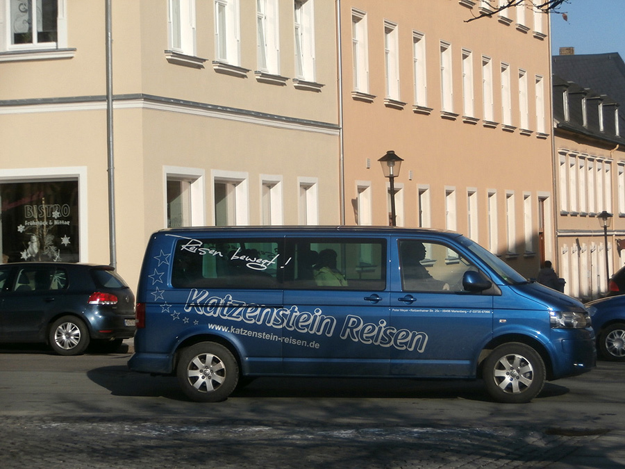 Kleinbus Volkswagen in Marienberg. (4.2.2014)