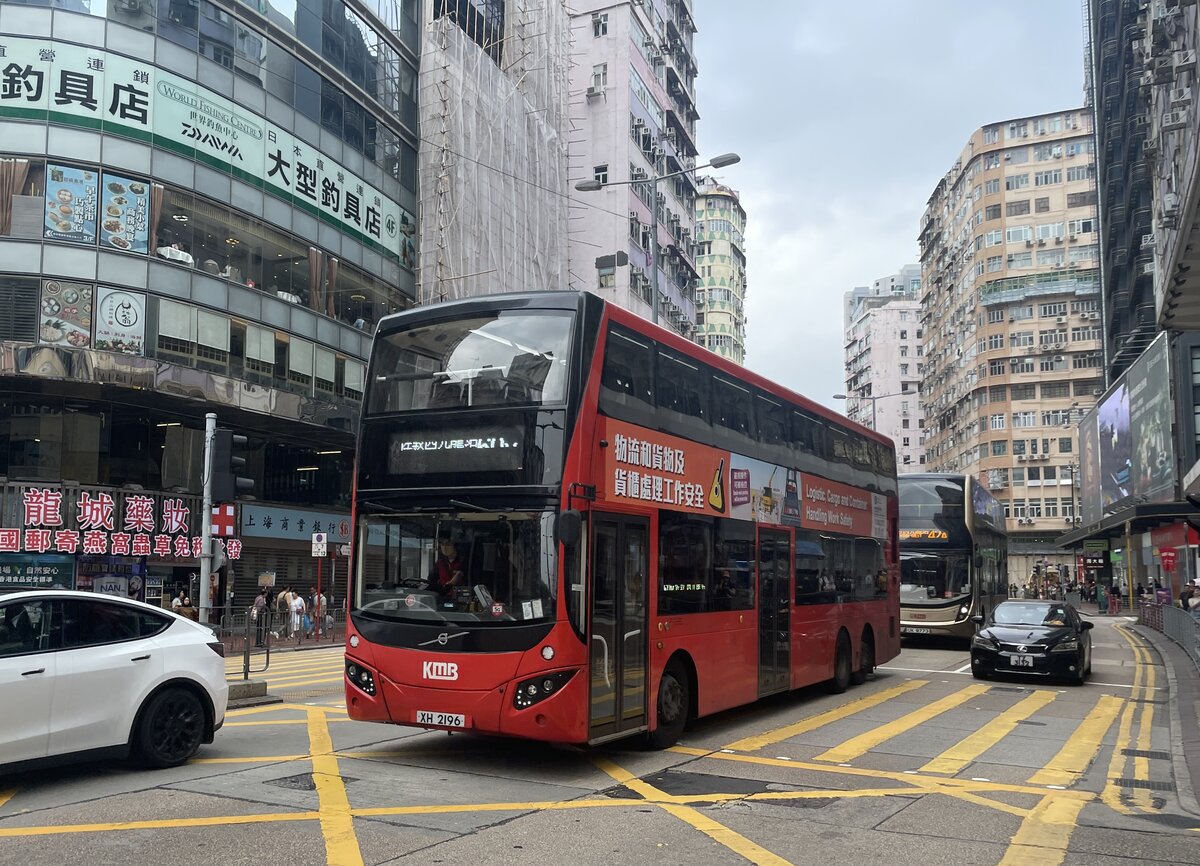 KMB, Hong Kong. MCV/Volvo EvoSeti (XH 2196) in Mong Kok, Nathan Road. (1.5.2025)