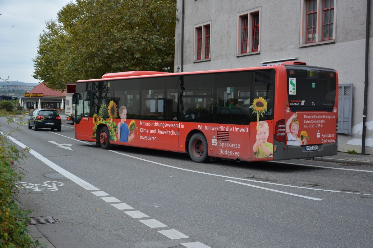 KN-C 1165 fährt am 06.10.2015 als Linie 6 durch Konstanz. Aufgenommen wurde ein Mercedes Benz Citaro Facelift.
