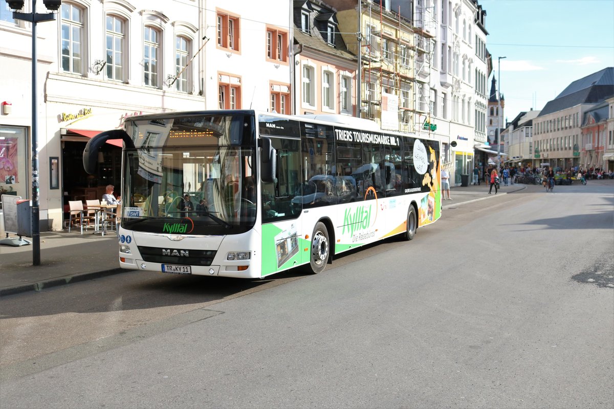 Kylltal Reisen MAN Lons City am 27.04.18 in Trier Porta Nigra 