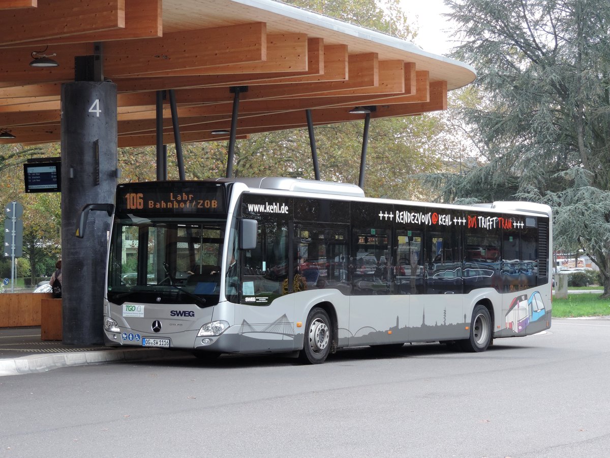 Lahr Schwarzwald - 30.10.2019 : Citaro C2 mit Kehl : Bus trifft Tram Werbung am ZOB