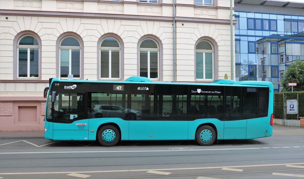 MainBus Mercedes Benz Citaro K Wagen 319 am 09.03.19 in Frankfurt am Main Südbahnhof