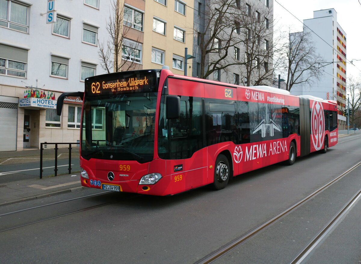 Mainzer Mobilität Mercedes Benz Citaro 2 G Wagen 959 am 11.01.22 in Mainz Innenstadt