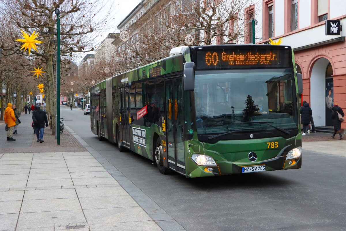 Mainzer Mobilität Mercedes Benz Citaro 2 G Wagen 783 am 31.12.25 am Höfchen in der Innenstadt