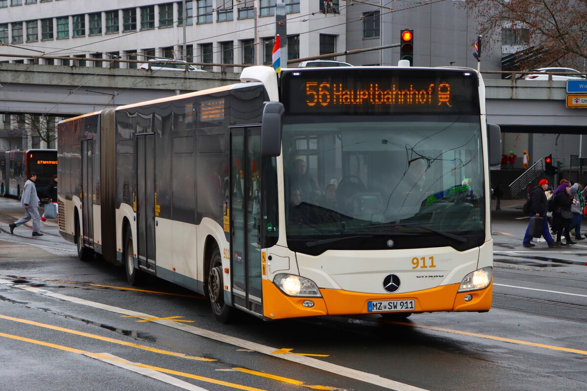 Mainzer Mobilität Mercedes Benz Citaro 2 G Wagen 911 am 16.02.26 in Mainz Hauptbahnhof