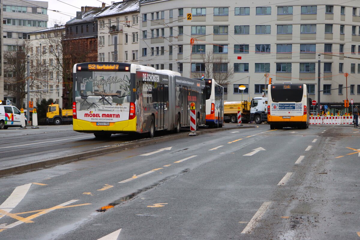 Mainzer Mobilität Mercedes Benz Citaro 2 G Wagen 954 am 16.02.26 in Mainz Hauptbahnhof
