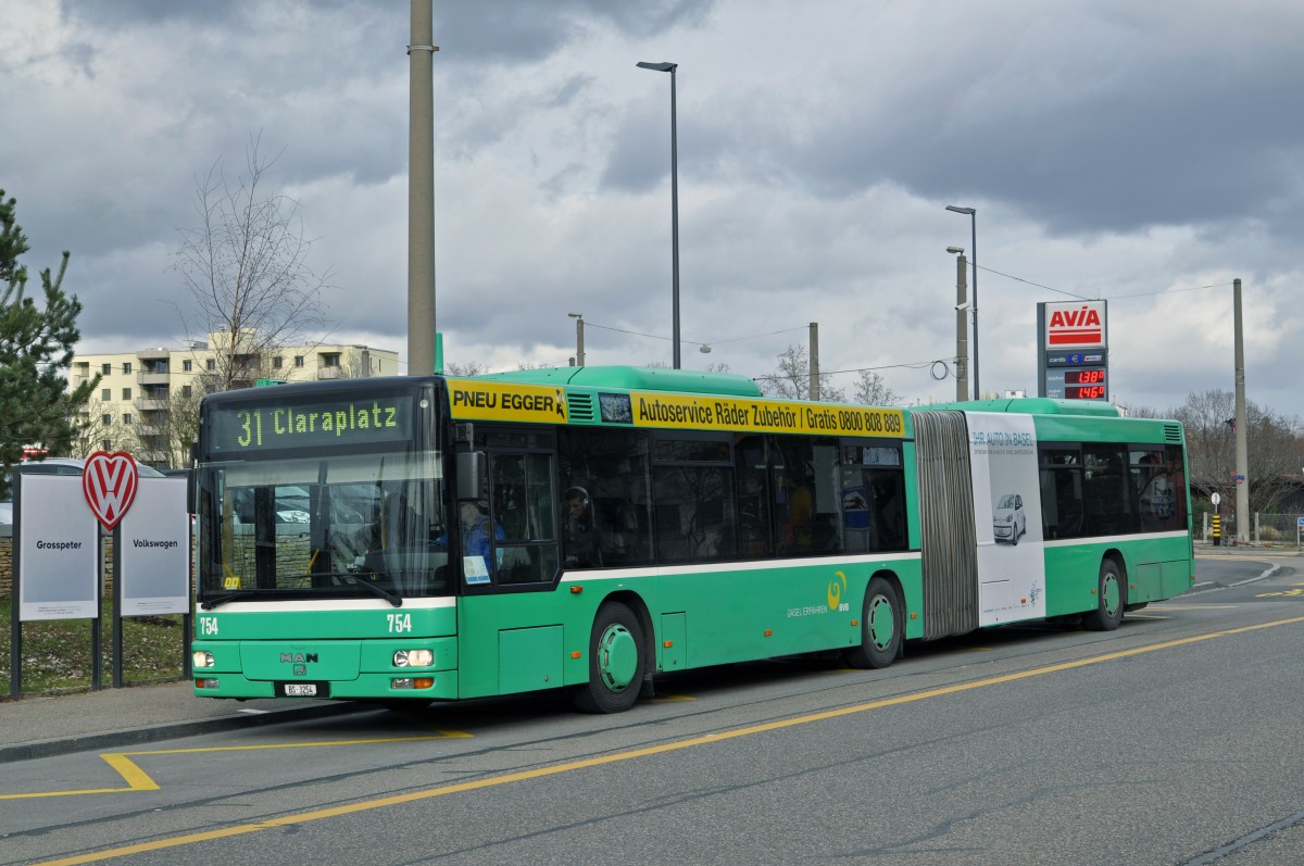 MAN Bus 754 auf der Linie 31 bedient die Haltestelle Rankstrasse. Die Aufnahme stammt vom 30.01.2015.