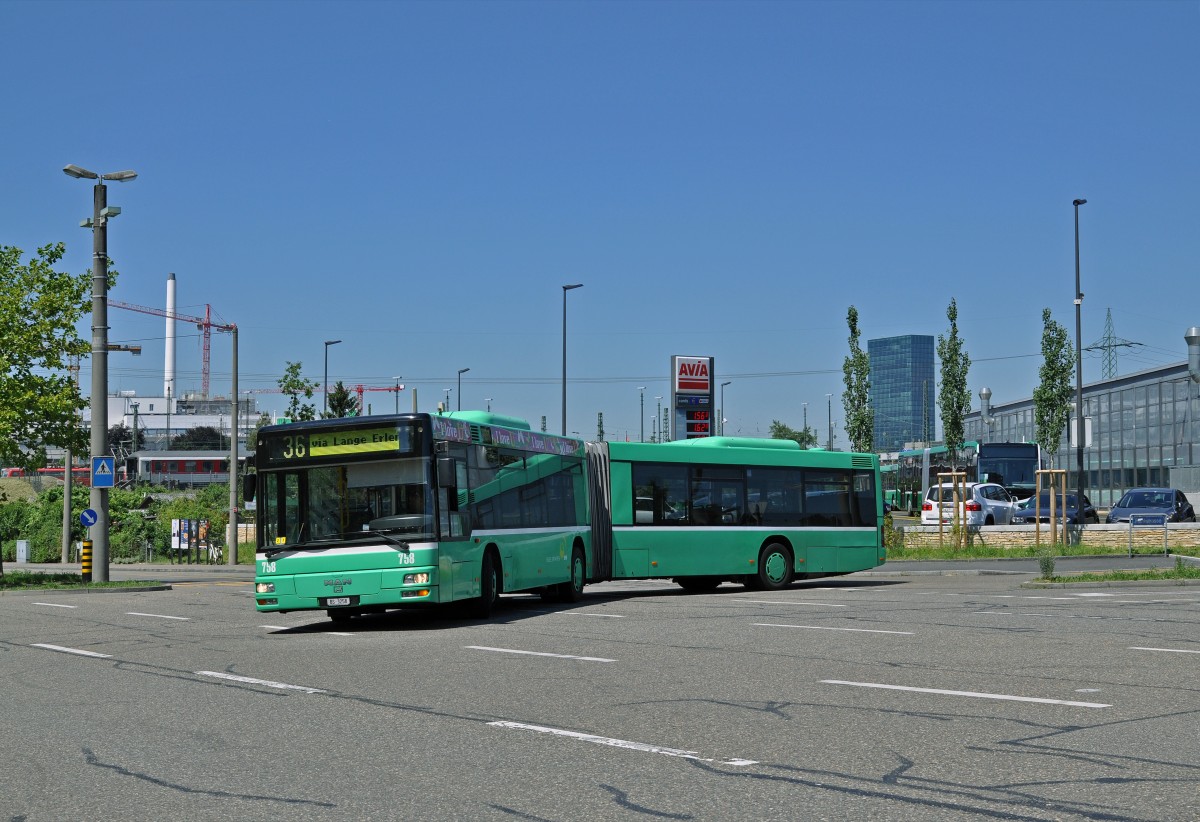 MAN Bus 758 auf der Linie 36 verlässt die Garage Rankstrasse. Die Aufnahme stammt vom 30.06.2015.