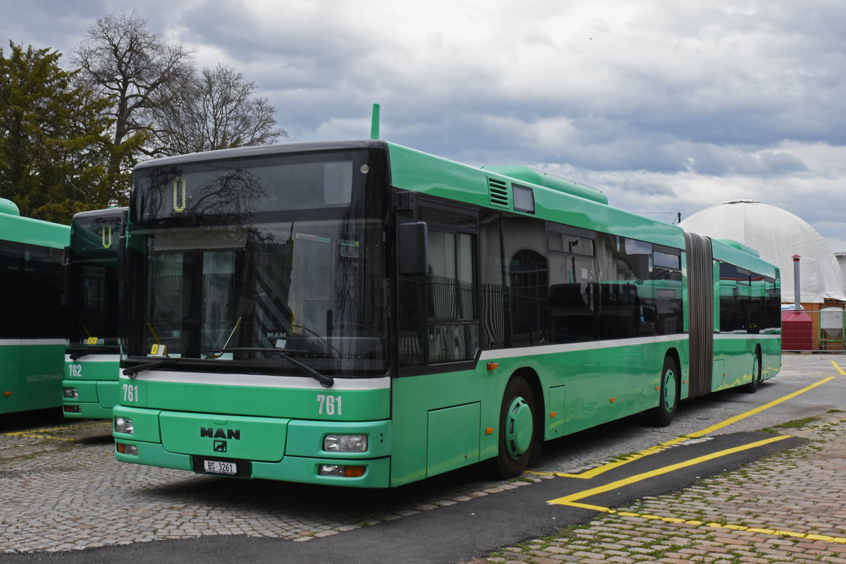 MAN Bus 761 steht auf dem Hinterhof des Depots Dreispitz. Die Aufnahme stammt vom 17.03.2019.