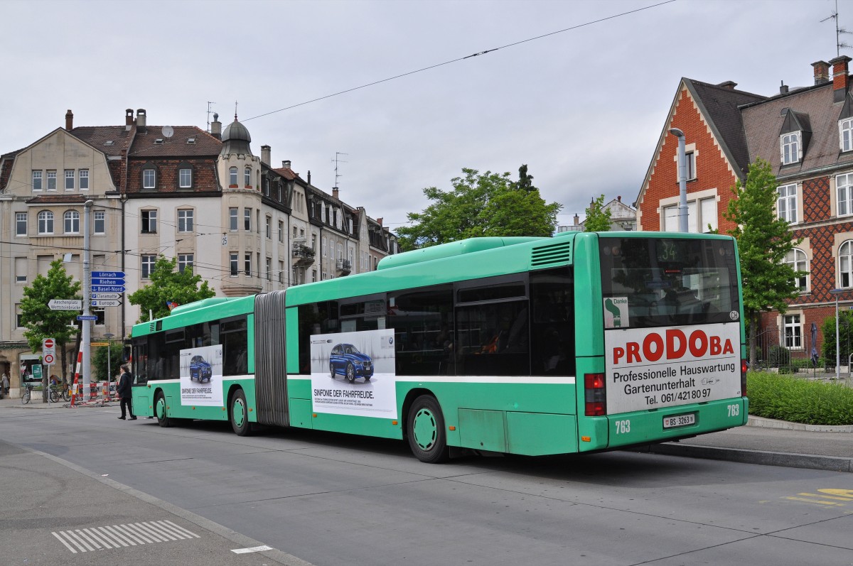 MAN Bus 763 auf der Linie 34 bedient die Haltestelle am Wettsteinplatz. Die Aufnahme stammt vom 19.05.2015.