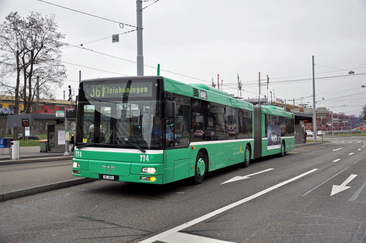 MAN Bus 774 auf der Linie 36 am Badischen Bahnhof. Die Aufnahme stammt vom 19.01.2015.