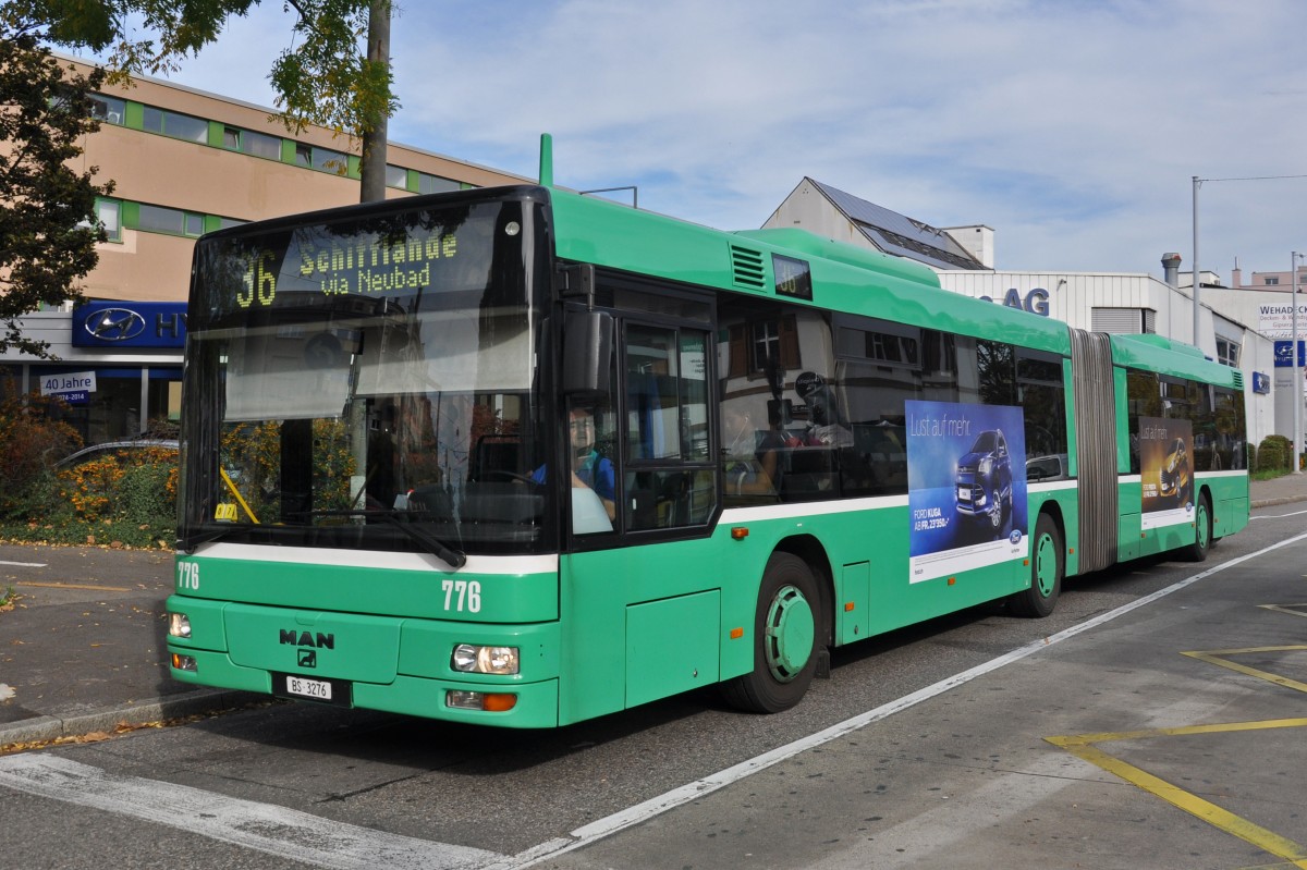 MAN Bus 776 auf der Linie 36 fährt zur Haltestelle Leimgrubenweg. Die Aufnahme stammt vom 14.10.2014.