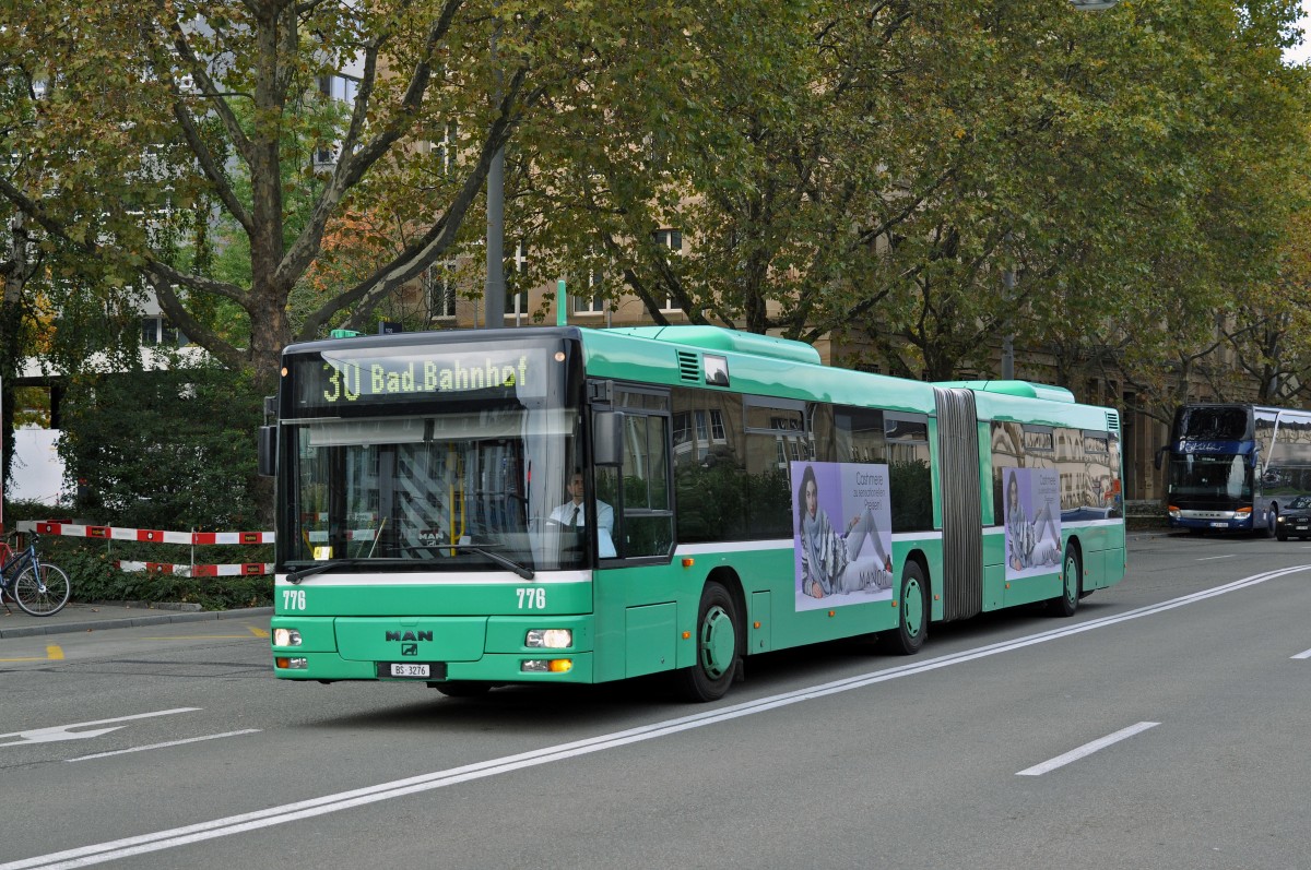 MAN Bus 776 auf der Linie 30 fährt zur Endstation am Badischen Bahnhof. Die Aufnahme stammt vom 16.10.2015.