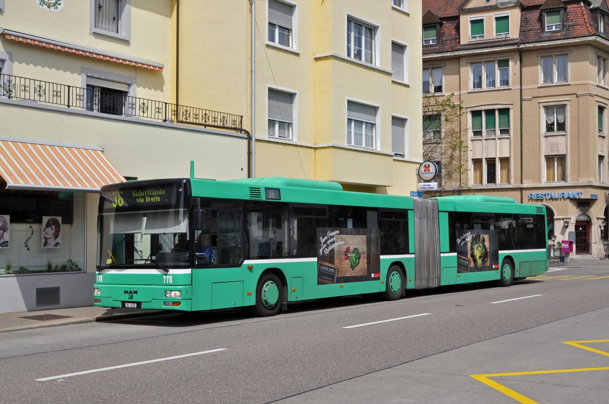 MAN Bus 778 auf der Linie 35 bedient die Haltestelle Surinam. Die Aufnahme stammt vom 29.04.2015.