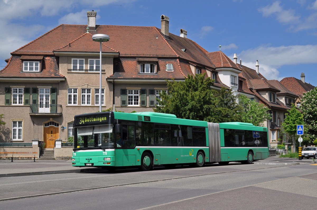 MAN Bus 779 auf der Linie 34 fährt zur Haltestelle Rütimeyerplatz. Die Aufnahme stammt vom 07.05.2015.