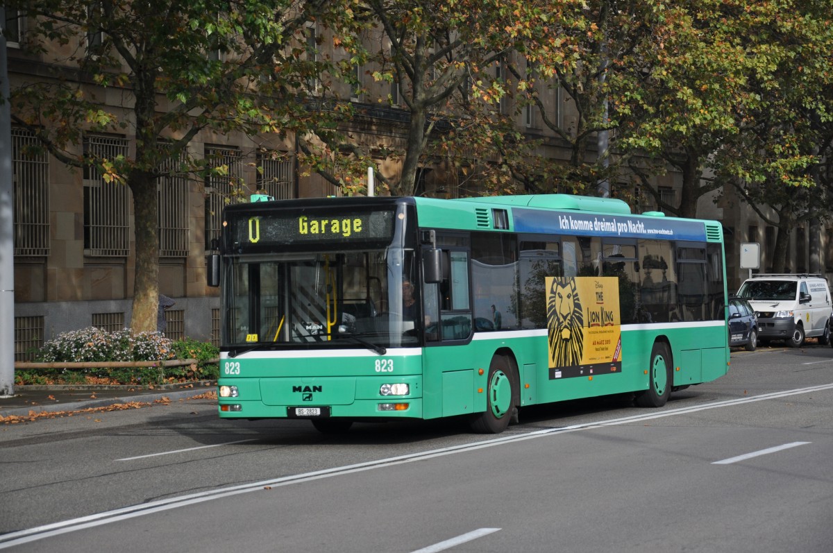 MAN Bus 823 fährt auf einer Probefahrt zurück zur Garage Rankstrasse. Die Aufnahme stammt vom 19.09.2014.