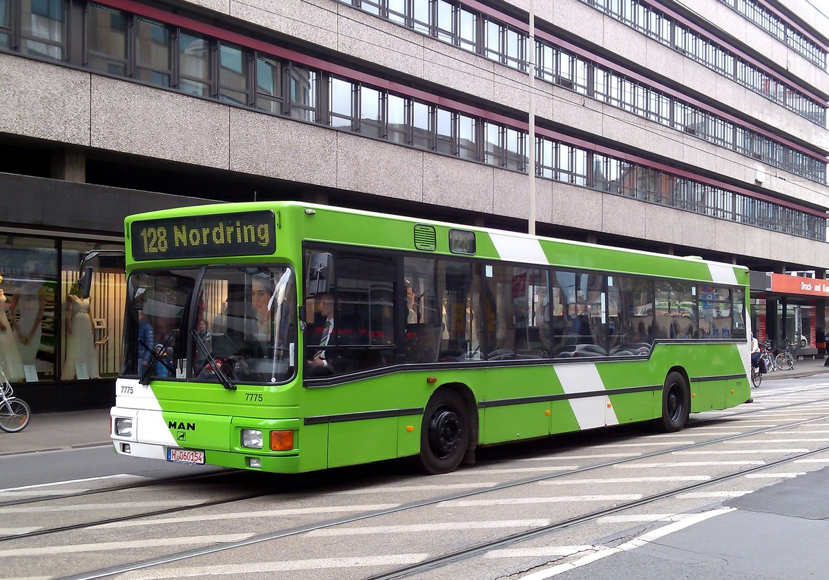 MAN Bus. Aufgenommen in Hannover während der Tram und Bus Parade anlässlich der 125 Jahr Feier der Üstra Hannover. Aufnahme vom 25.05.2017