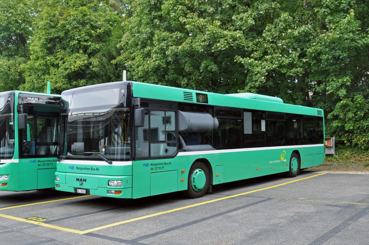 MAN Bus (ex BVB 823) gehört jetzt der MAB. Hier steht der Bus auf dem Parkplatz der MAB in der Nähe des Zeughauses. Die Aufnahme stammt vom 09.08.2015.
