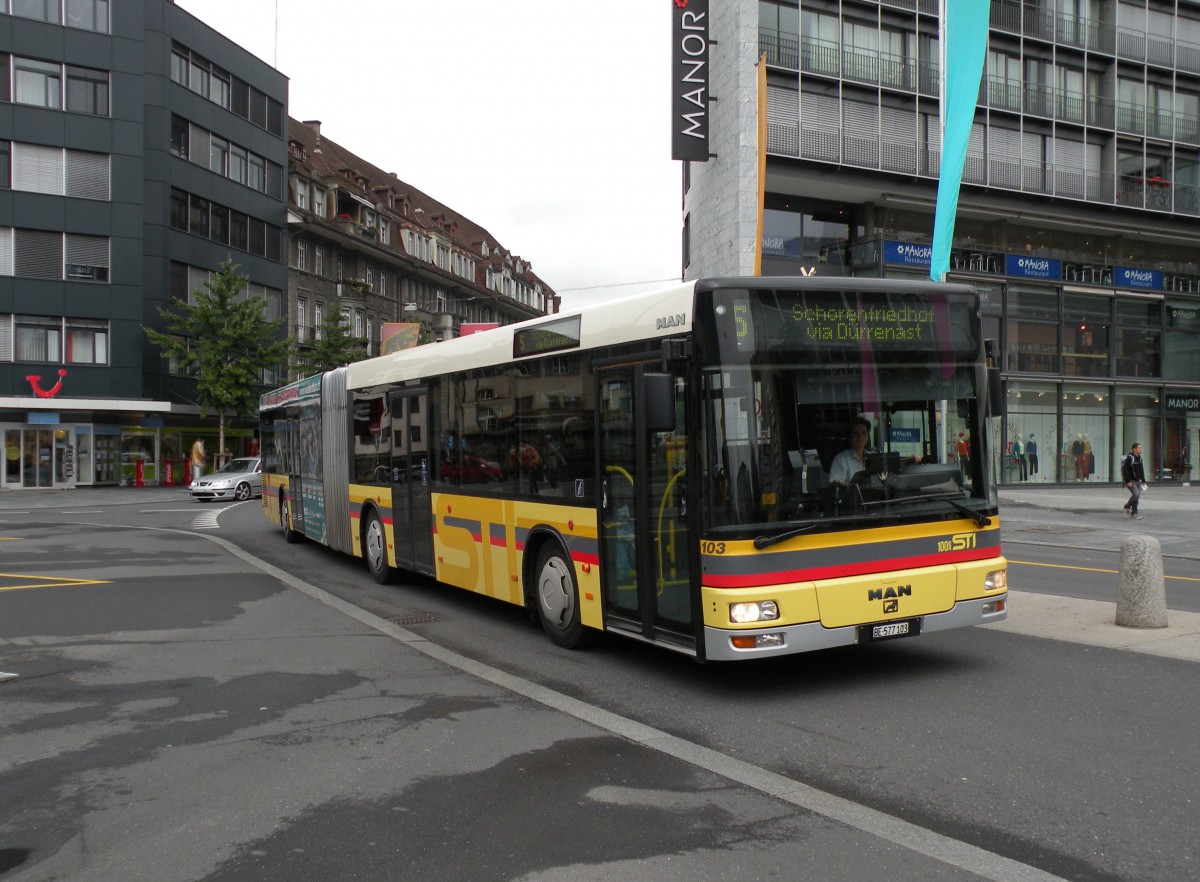 MAN Bus mit der Betriebsnummer 103 auf der Linie 5 am Bahnhof Thun. Die Aufnahme stammt vom 09.10.2013.