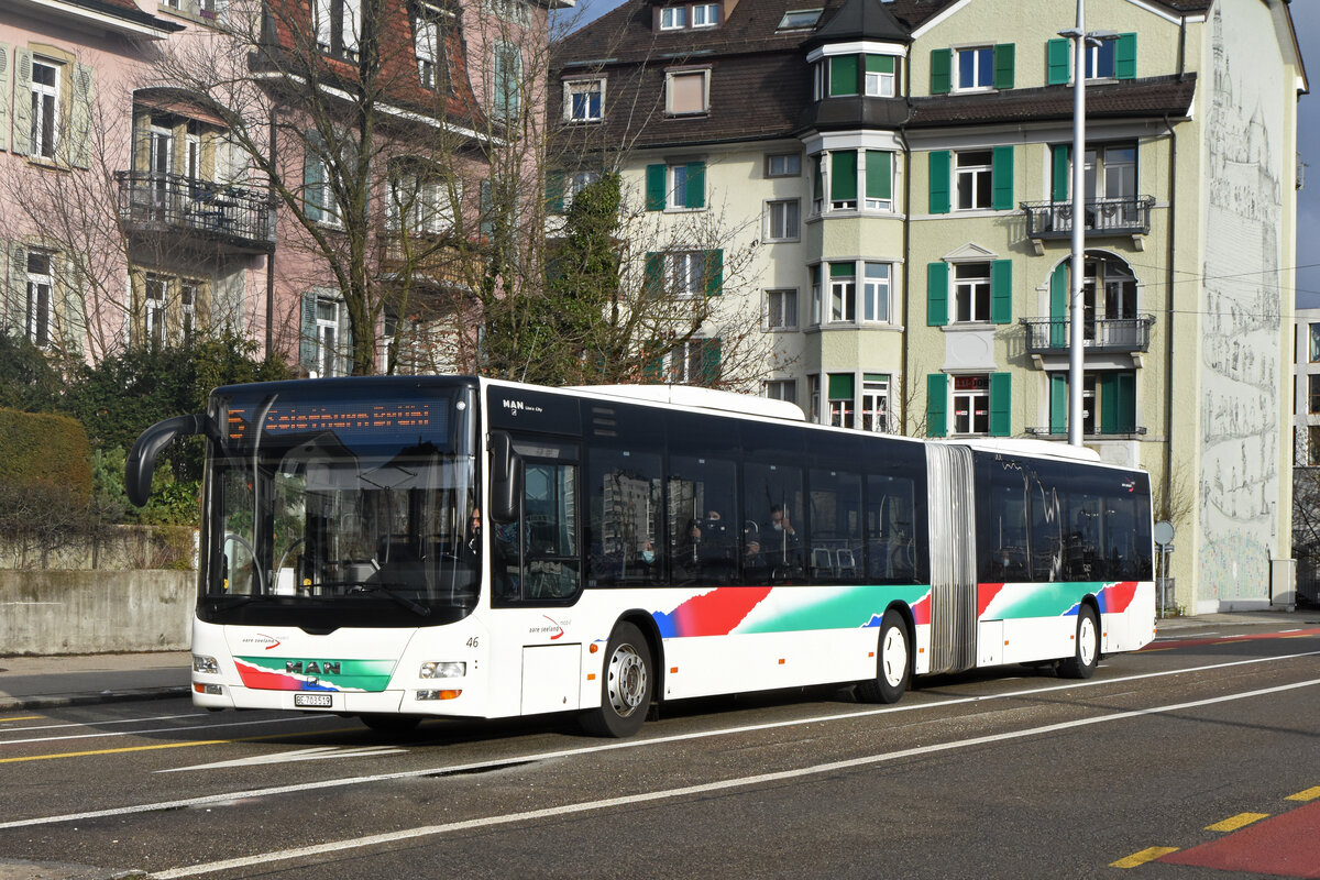 MAN Lions City 46 von Aare Seeland Mobil, auf der Linie 5, fährt zur Haltestelle beim Bahnhof Solothurn. Die Aufnahme stammt vom 06.12.2021.