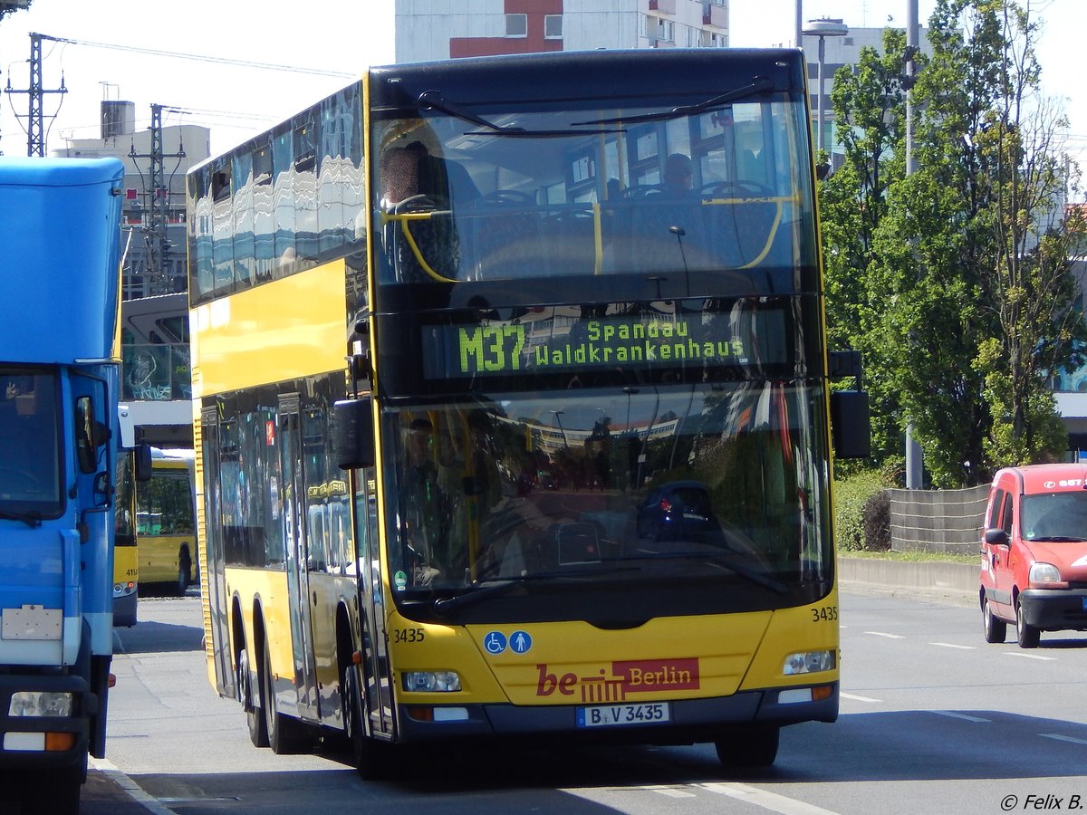 MAN Lion's City DD der BVG in Berlin am 10.06.2016