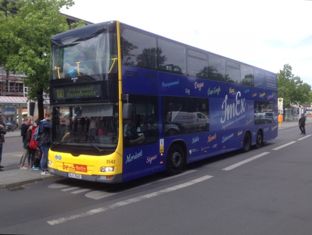 MAN Lions City DL Wg.3542 auf Linie 100 am S+U Zoo, 27.5.15