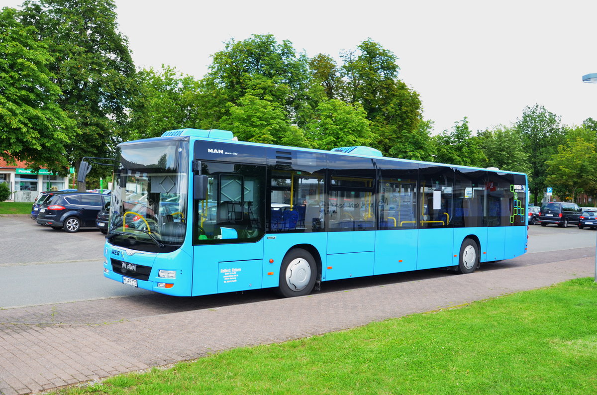 MAN Lion`s City Euro 6,   Weser Egge Bus, in Warburg am 13.07.2017.