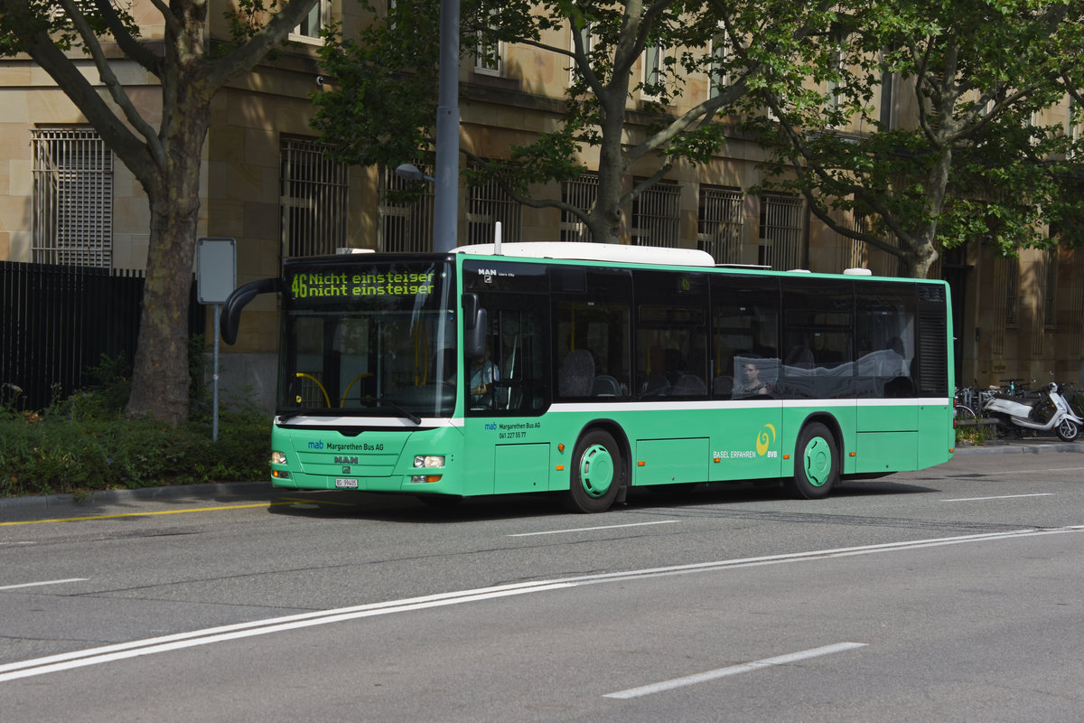 MAN Lions City der Margarethen Bus AG, auf der Linie 46, fährt zur Endstation am badischen Bahnhof. Die Aufnahme stammt vom 03.07.2019.