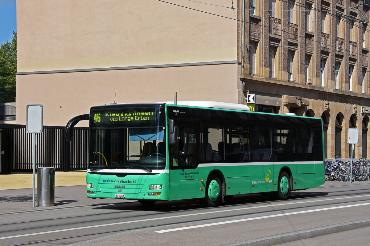 MAN Lions City der Margarethen Bus AG, auf der Linie 46, wendet am badischen Bahnhof. Die Aufnahme stammt vom 01.09.2021.