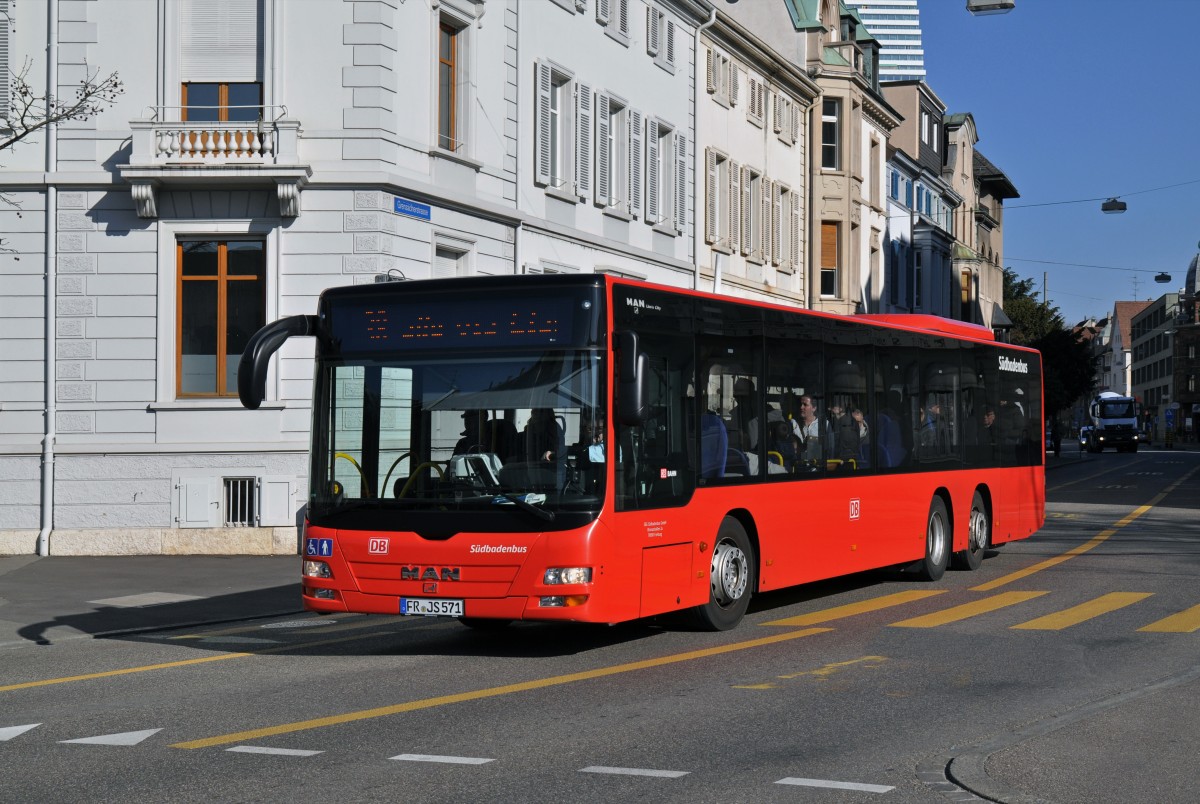 MAN Lions City von Südbadenbus auf der Linie 38 fährt zur Haltestelle am Wettsteinplatz. Die Aufnahme stammt vom 12.03.2015.