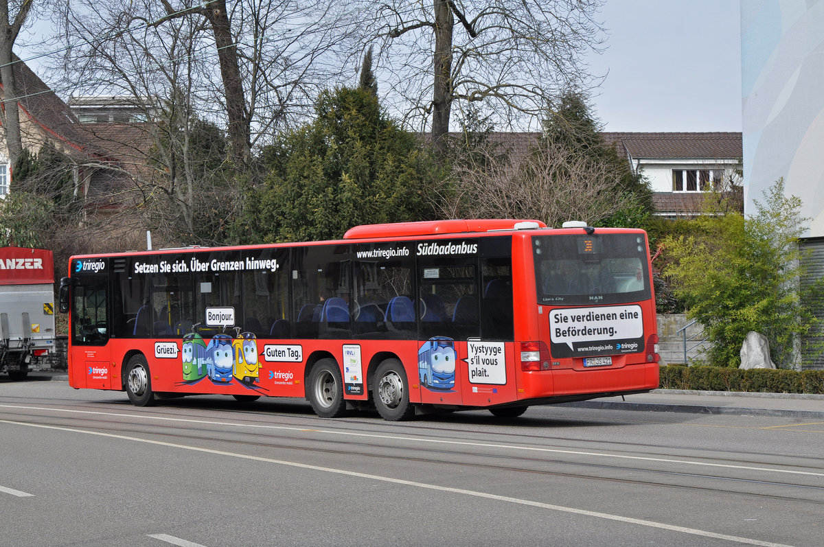 MAN Lions City von Südbadenbus, auf der Linie 38, fährt zur Endstation in Allschwil. Die Aufnahme stammt vom 04.03.2017.