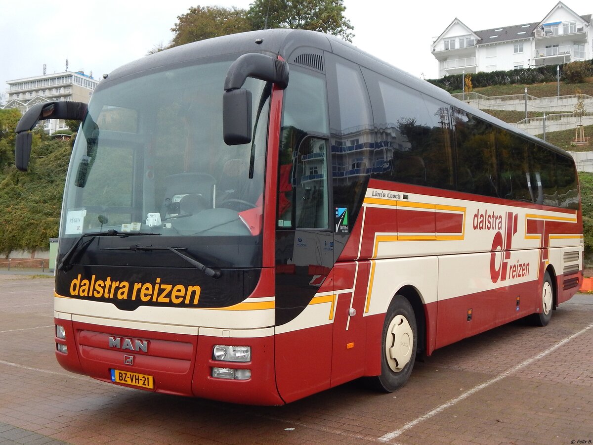MAN Lion's Coach von Dalstra Reizen aus den Niederlanden im Stadthafen Sassnitz am 20.10.2019