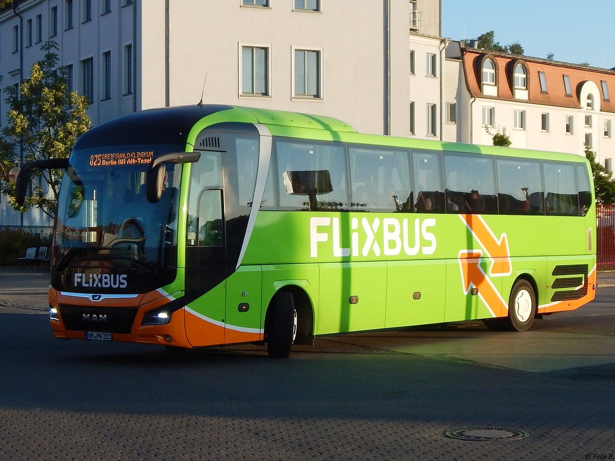 MAN Lion's Coach von Flixbus/Wricke Touristik aus Deutschland in Neubrandenburg am 07.07.2018