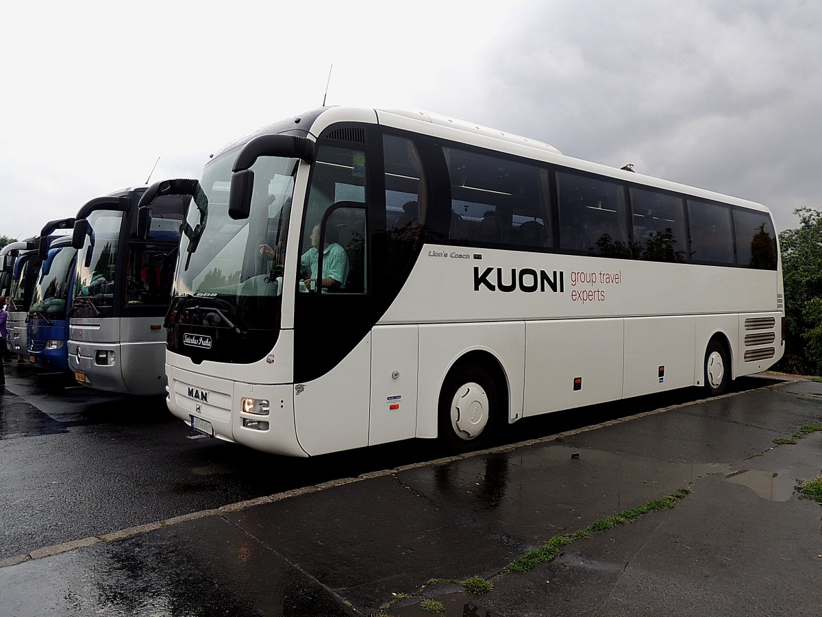 MAN Lion's-Coach von Interbus-Praha am Gellrtberg in Budapest; 130826