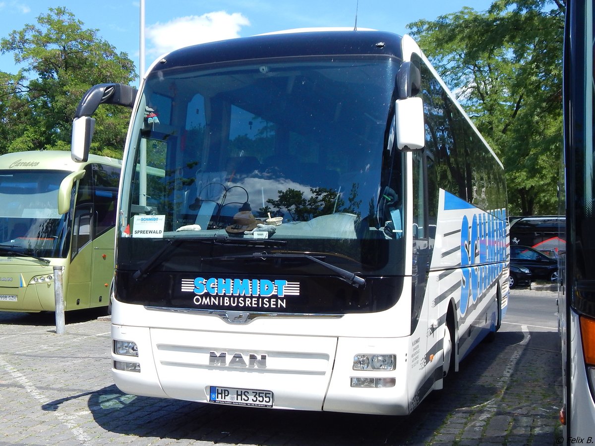 MAN Lion's Coach von Schmidt aus Deutschland in Berlin am 11.06.2016