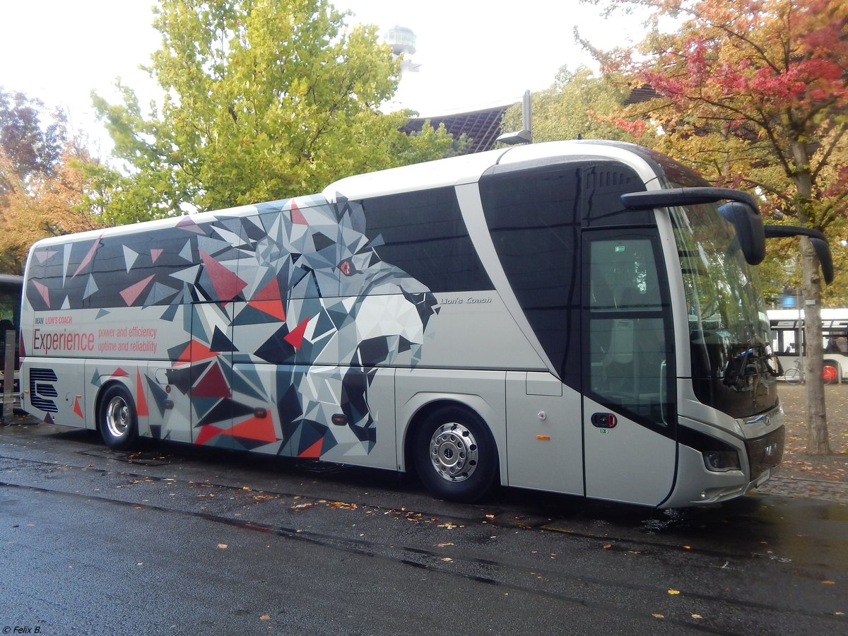MAN Lion's Coach Vorführwagen in Hannover auf der IAA am 24.09.2018