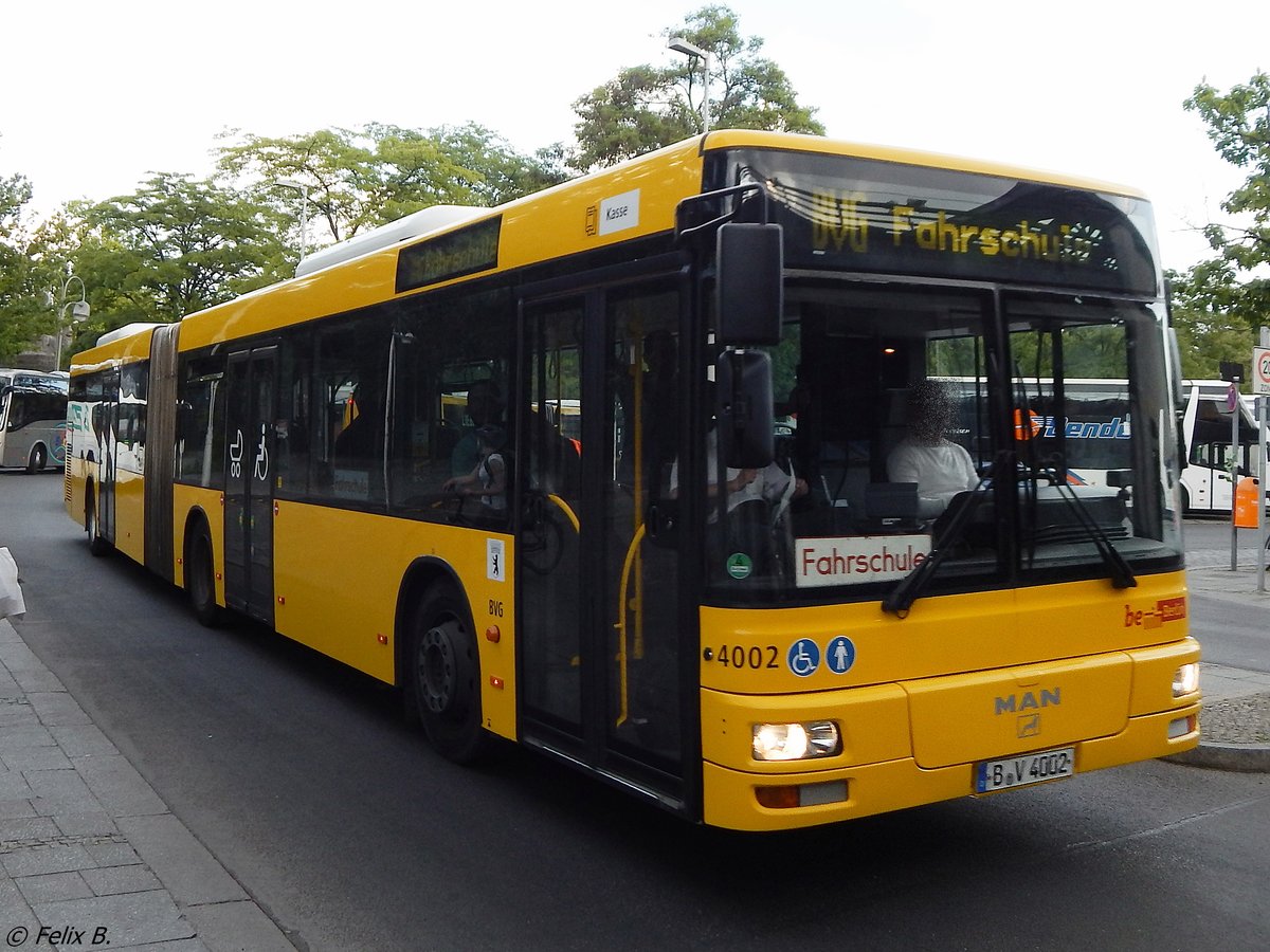 MAN Niederflurbus 2. Generation der BVG in Berlin am 09.06.2016