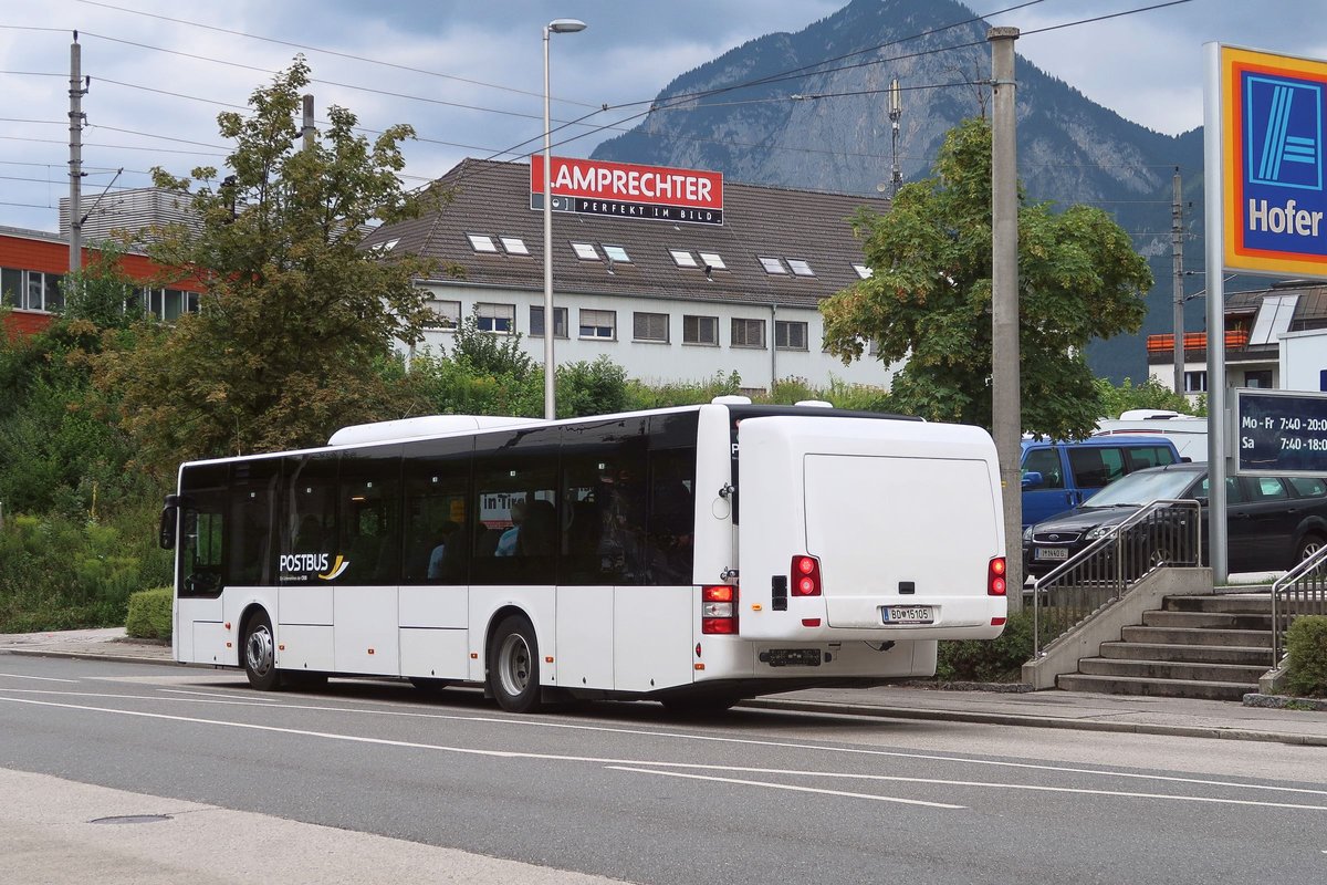 MAN Niederflurbus 3. Generation (Lion's City) von Postbus BD-15105 als Schienenersatz für die Mittenwaldbahn an der Haltestelle Mitterweg Unterführung in Innsbruck (als Ersatz-Hst. für den Bhf. Hötting). Aufgenommen 5.7.2018.