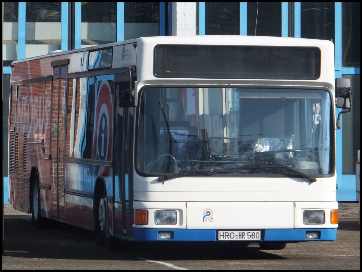 MAN NL 202 der Rostocker Straßenbahn AG in Rostock am 12.02.2014