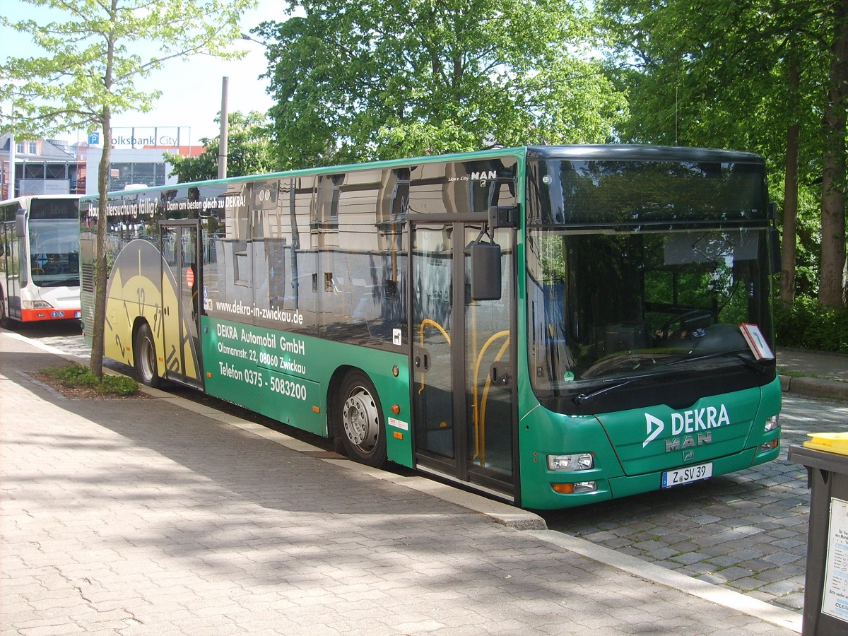 MAN NL 283 Lion´s City - Z SV 39 - Wagen 39 - in Zwickau, an der Zentralhaltestelle - am 18-Mai-2015