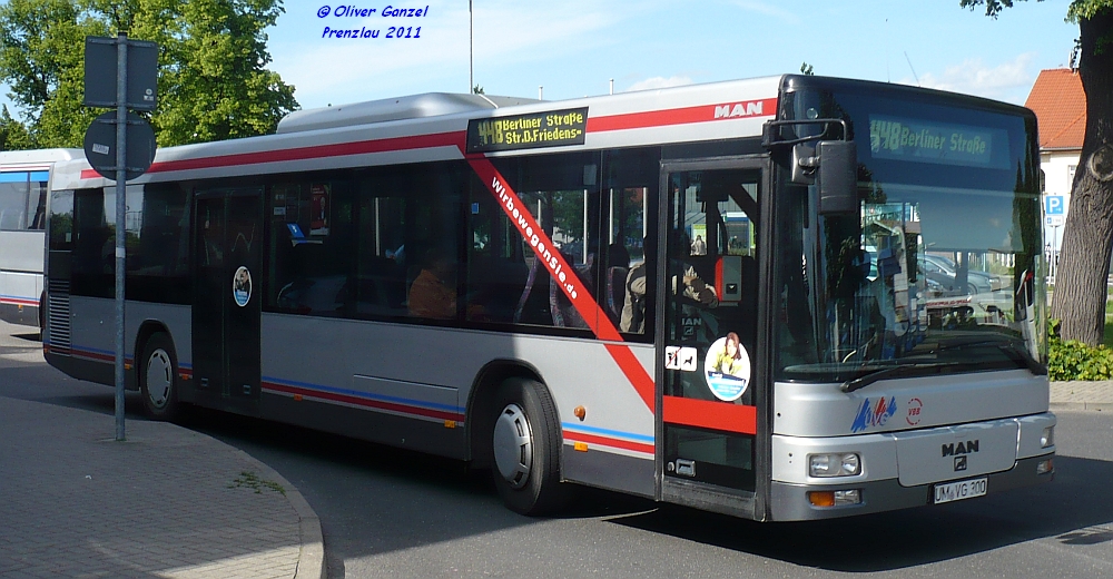 MAN NÜ 313, Wagennummer 300, der Uckermärkischen Verkehrsgesellschaft mbH, 2011 beim ZOB Prenzlau.