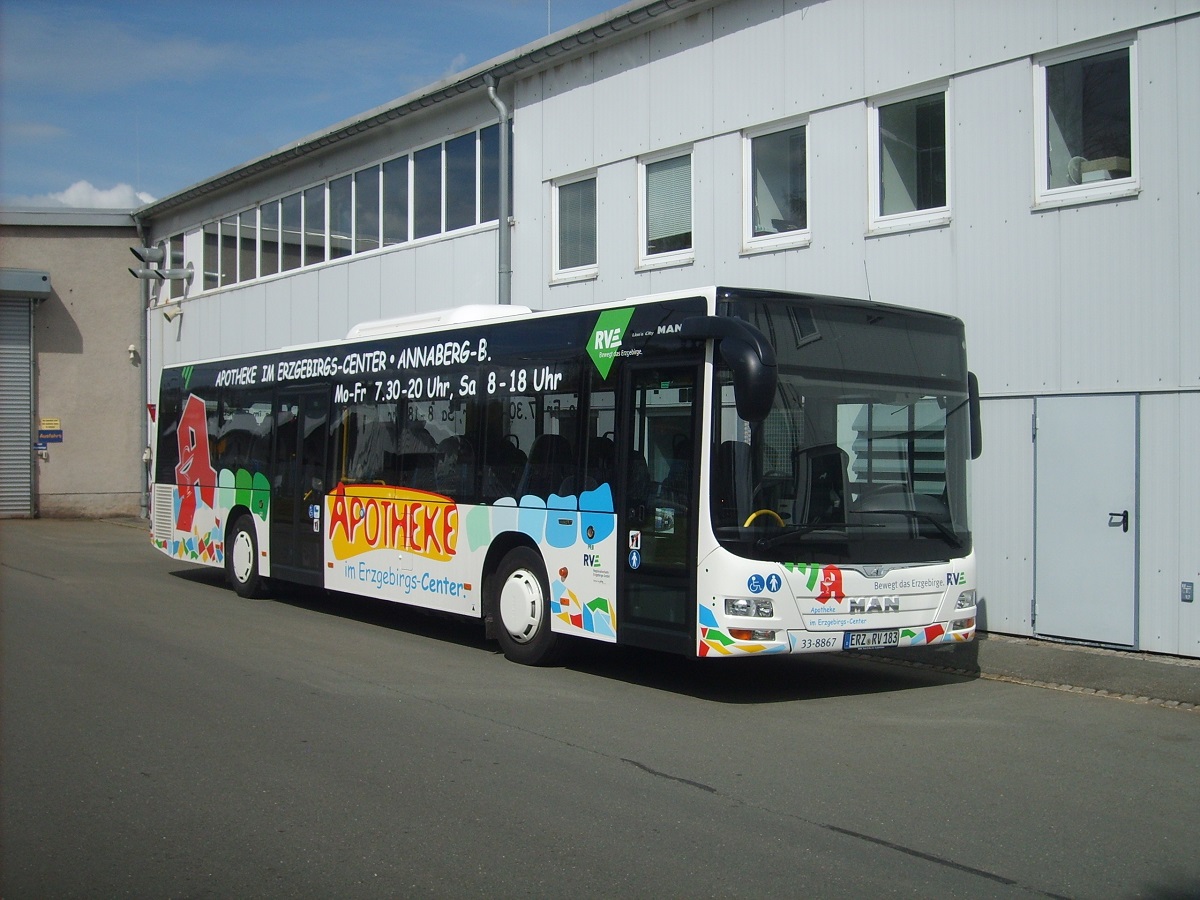 MAN NÜ 320 Lion´s City Ü - ERZ RV 183 - Wagen 33-8867 - in Marienberg, Betriebshof RVE - am 9-Mai-2015