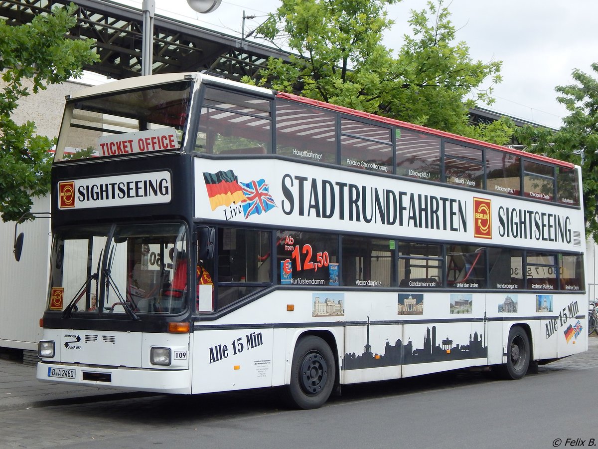 MAN SD 202 von Der Tempelhofer aus Deutschland in Berlin am 09.06.2016