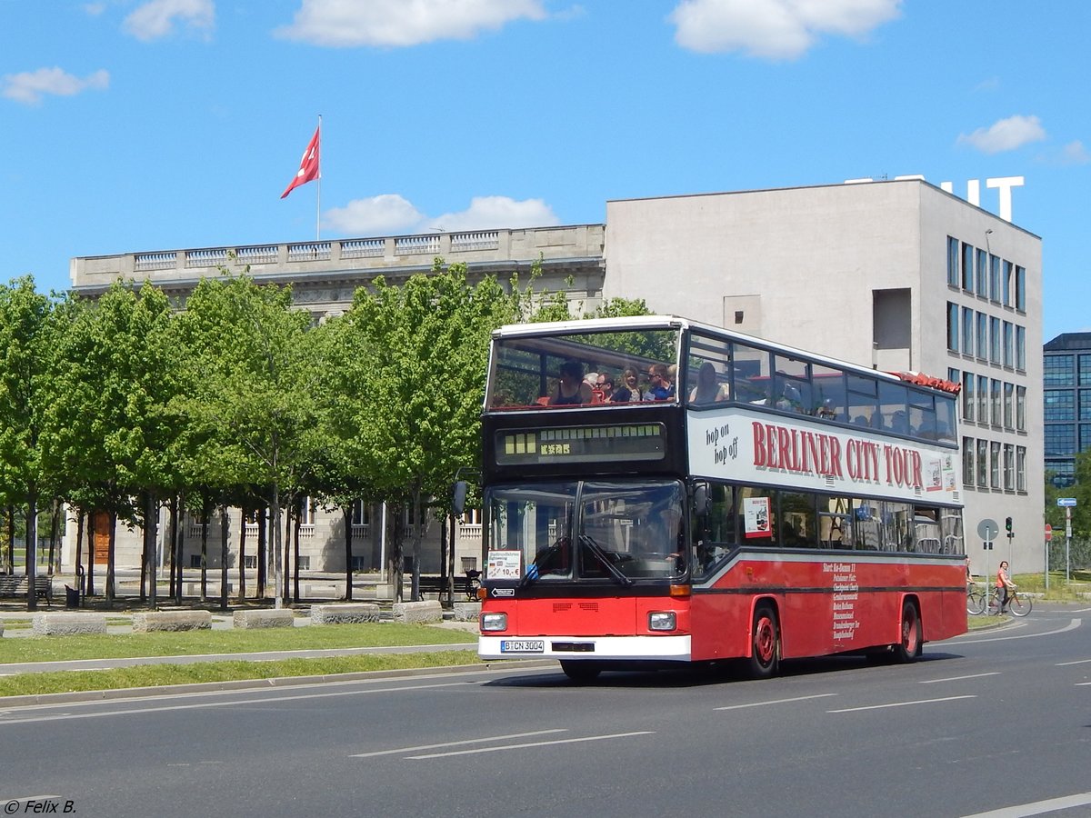 MAN SD 202 von Eick's Rundfahrten Berlin aus Deutschland in Berlin am 11.06.2016