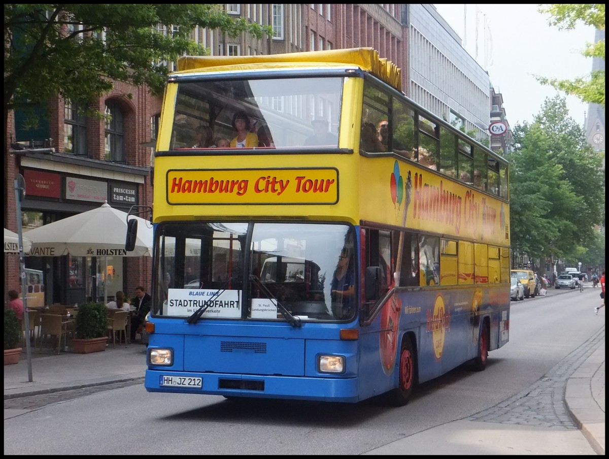 MAN SD 202 von Hamburg City Tour in Hamburg am 25.07.2013