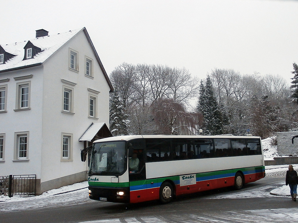 MAN ÜL 313 der Sachs Geyer auf der RVE-Linie in Annaberg. (23.1.2015)