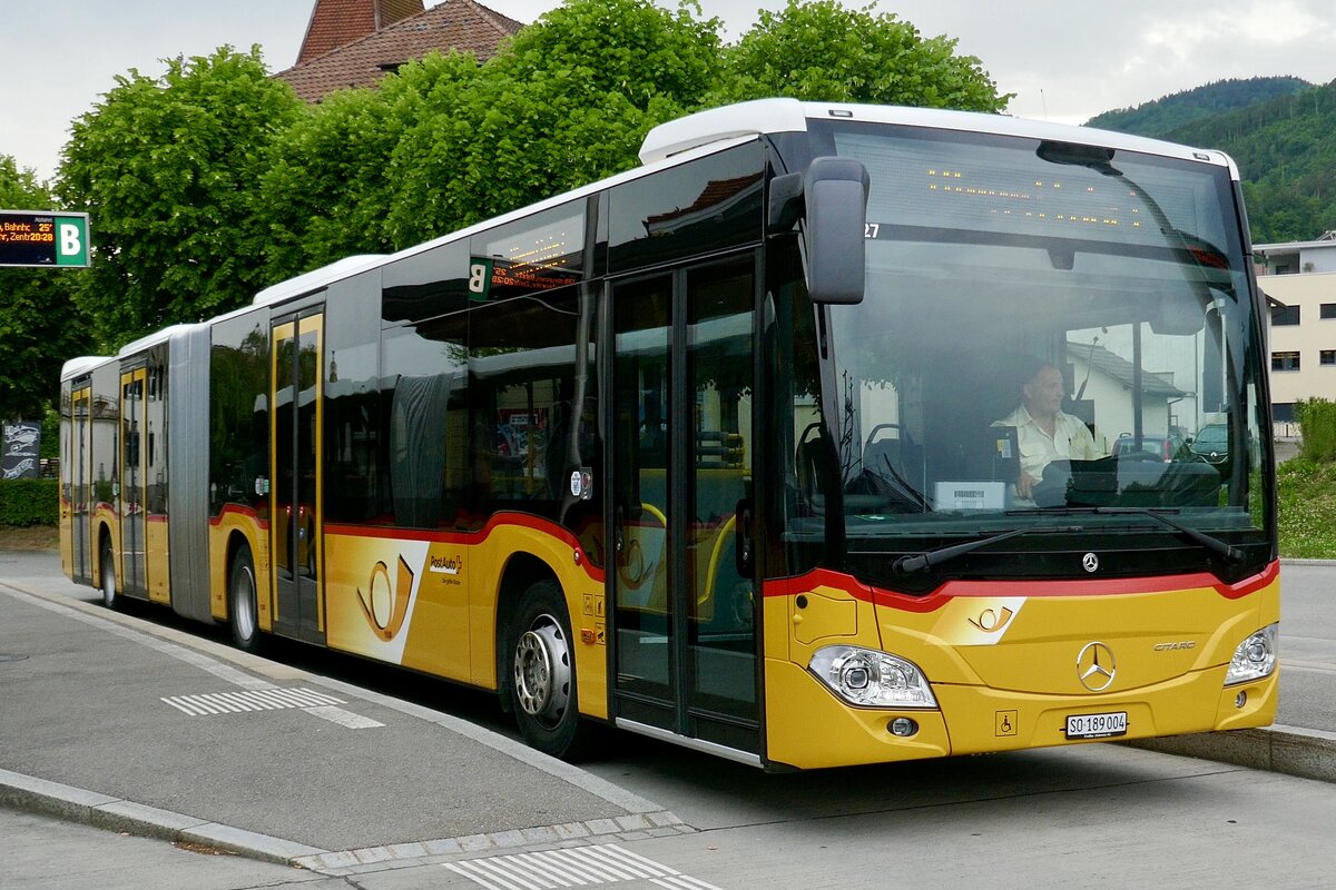 MB C2 G '11627' der PostAuto Regie Balsthal am 22.5.22 bei der Abfahrt beim Bahnhof Balsthal.